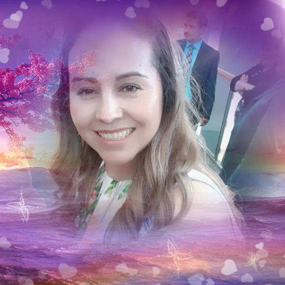 Meet your Posher, Abril - Picture 1 of 1